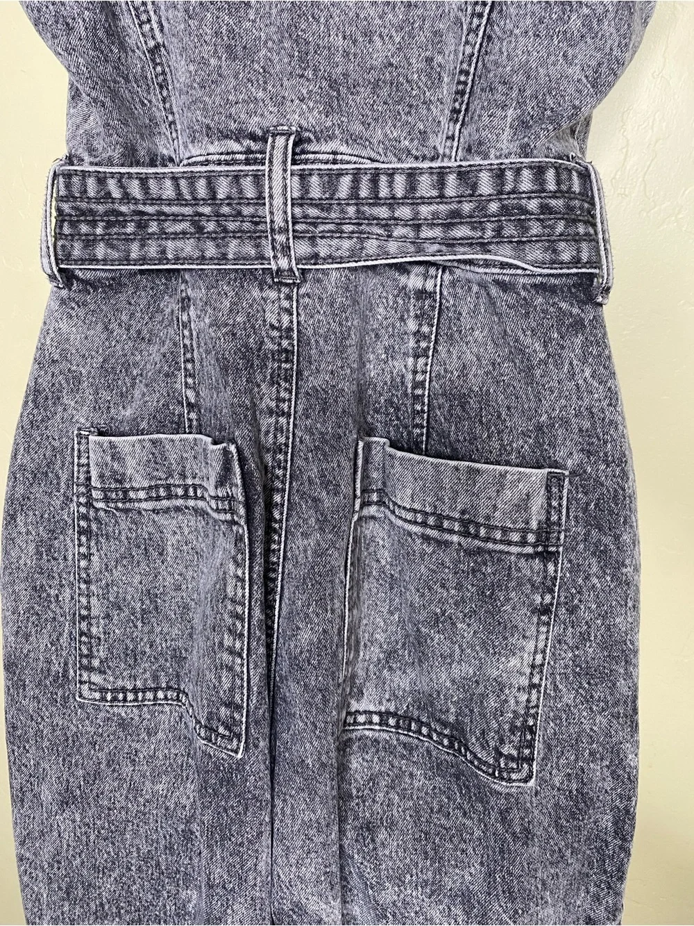 Universal Thread Black Acid wash Denim Jumpsuit Size 8